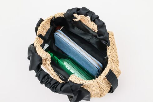 �󓇎ЁuTHE SCAPE OF GREEN �t�������{�������o�b�OBOOK�v