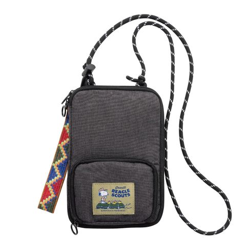 �󓇎ЁuSNOOPY �A�E�g�h�A�ɋ���! BEAGLE SCOUTS �������@�\�V�����_�[�o�b�OBOOK�v