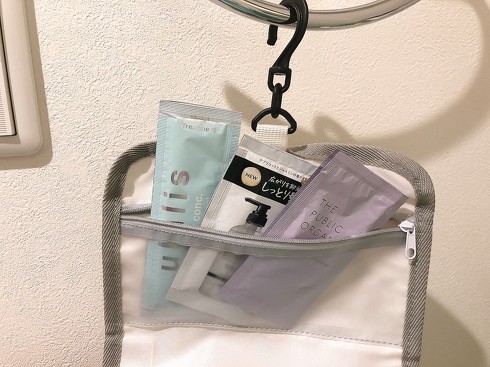 ԏ̃|Pbgɂ̓RX̎iȂǂ