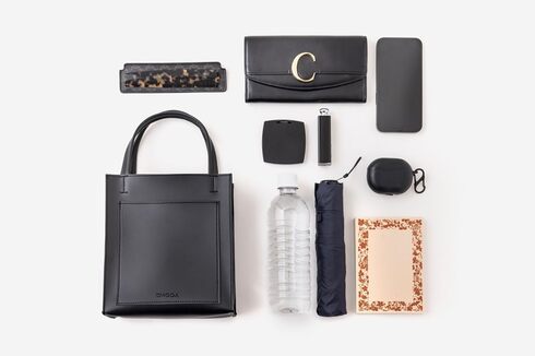 �󓇎ЁuEMODA Special Book�v