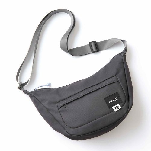 付録】emmi×SHAKAの「コラボ付録バッグ」が登場 1000円台の