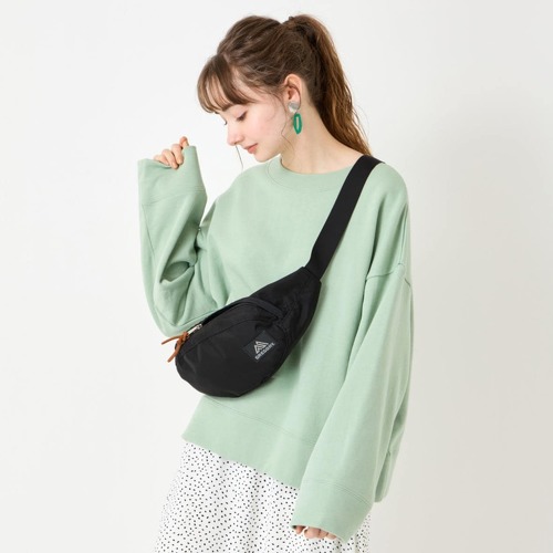 �O���S���[ �e�[�������i�[ V2