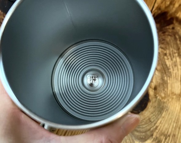 ��ɃV���R�[���S��