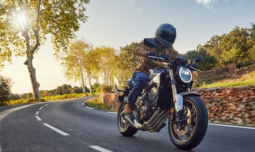 リターンライダー向けバイク」おすすめ3選 バイク趣味の再開にぴったりなモデルを厳選【2024年11月版】 - Fav-Log by ITmedia