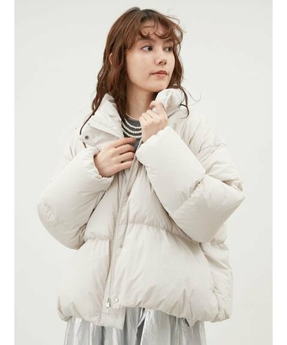 Mila Oweni~I[EFjX^hJ[hXgV[g_EWPbg