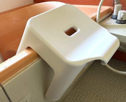 �r�����𗁑��Ɋ|������