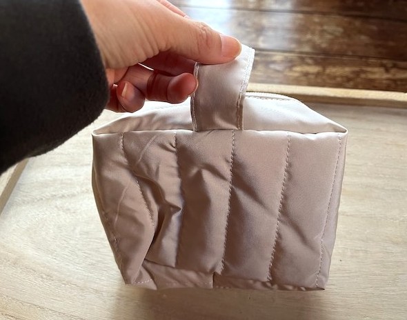 ������t��