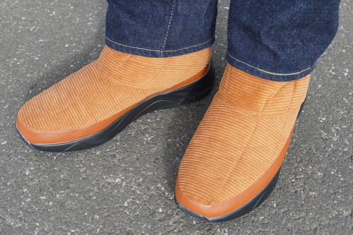 F̓LƃubNBTCYSi23.5`24.0cmj`3Li27.5`28.0cmjp