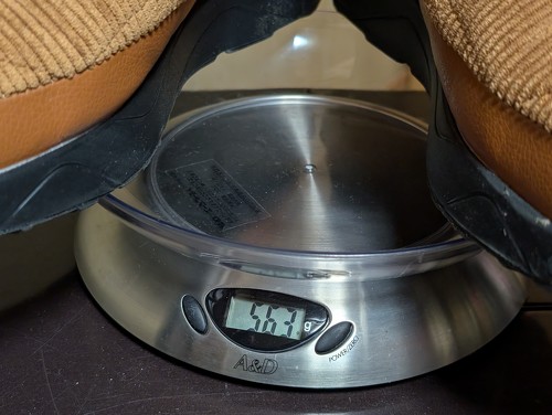 3LTCYŎ563gBV[gu[cłXj[J[݂̌ył