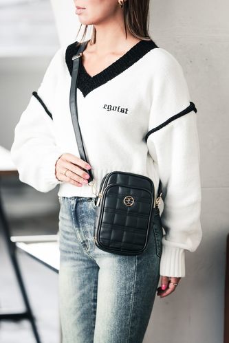�󓇎ЁuEGOIST Logo Shoulder Bag Book�v