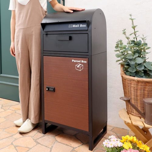 ���}�\�� ��z�{�b�N�X