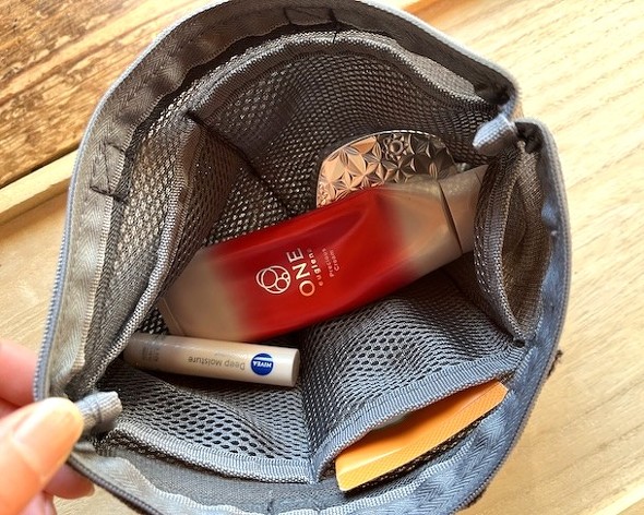 ポケットが5つも付いている