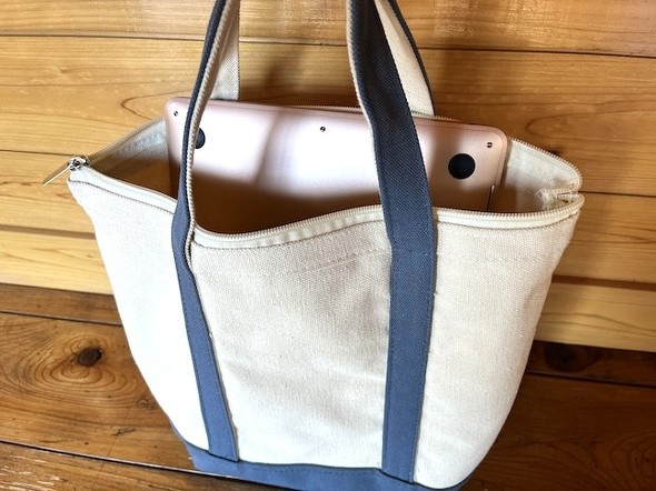 13�C���`�̃m�[�g�p�\�R��������