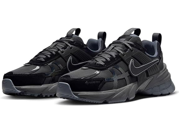 �X�j�[�J�[