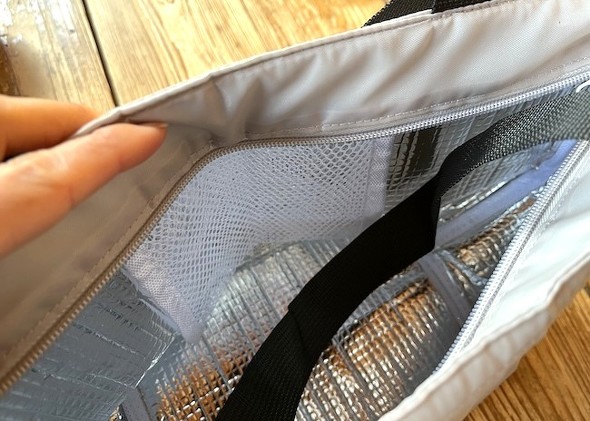 �ۗ�܂�����|�P�b�g��1��