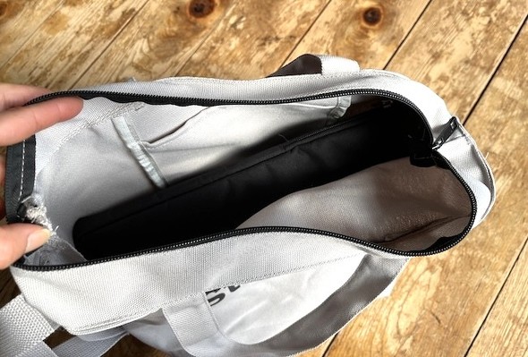 13�C���`�̃m�[�g�p�\�R��������T�C�Y