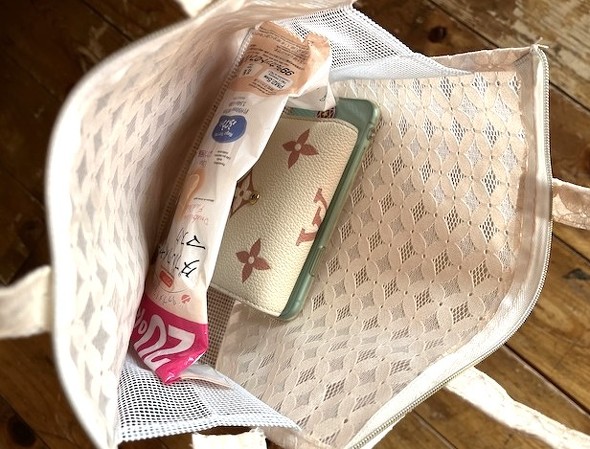 ���i�g�����ł���