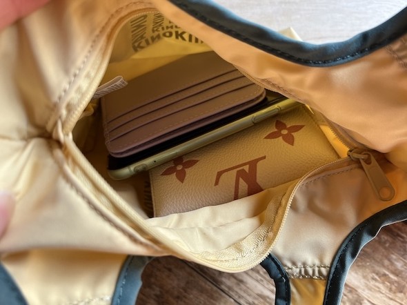 �����z��X�}�[�g�t�H���A�n���J�`�Ȃǂ�����