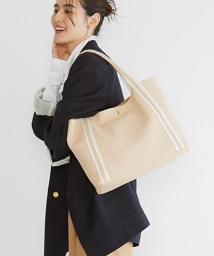 �g�v�J�s �\�t�g�V�������N �e�[�v�R���r A4 �g�[�g �o�b�O