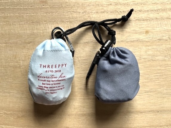 左:スリーピーのくしゅっとコンパクト 右:スタンダードプロダクツのエコバッグ