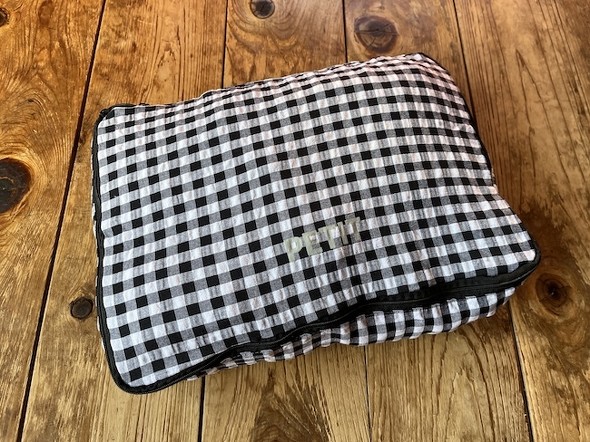 外から中身が見えない