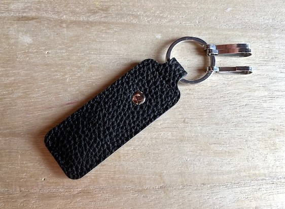 ���U�[���}�O�l�b�g���L�[�z���_�[