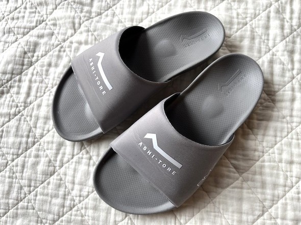 �A�V�g���T���_��