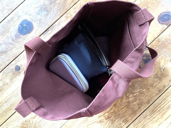 �R���p�N�g�Ȃ̂Ńo�b�O�ɂ����[���₷��