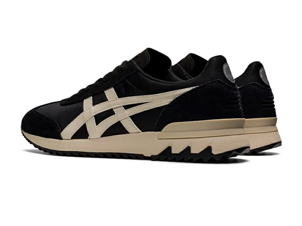 �X�j�[�J�[