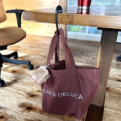 �ו��̓������d���o�b�O���|������