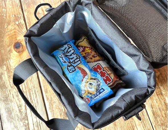 �A�C�X�����ɕ��ׂē������