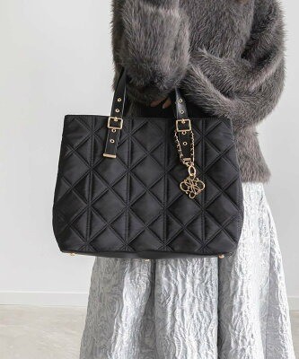 ランダ 2WAY ベルトハンドルキルティングトートバッグ