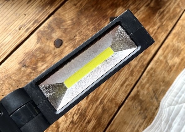 �ג�������