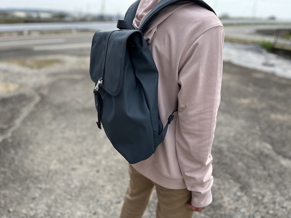 �|�P�b�g�͏��Ȃ�