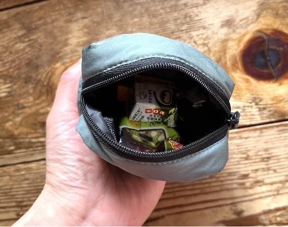 ���ʂ̃|�[�`�Ƃ��Ă��َq�Ȃǂ̎��������ɂ�