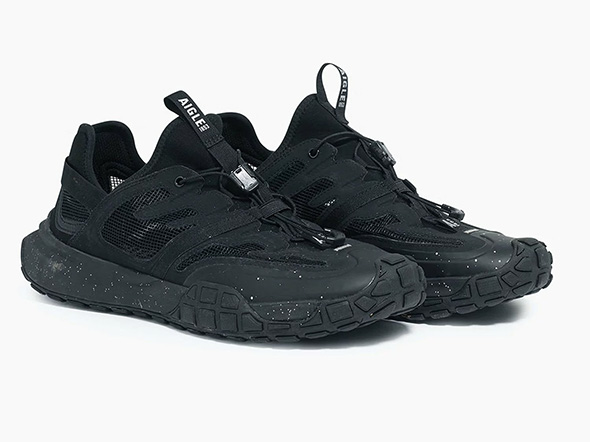 ウォーターシューズ