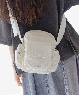 �j�R�A���h �I���W�i���}���`�|�P�b�g�V�����_�[�o�b�O