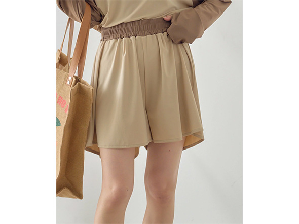 トレッキングシューズ