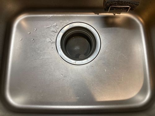 掃除前のごみ取りかご