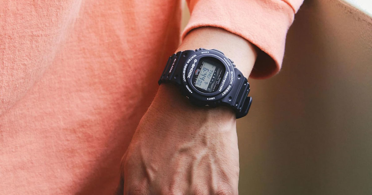 新品未使用 タグ付き G-shock 電波時計 電波ソーラー BIG CASE gショック ジーショック G-SHOCK 電波ソーラー タイド