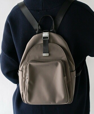 ���B�[�^�t�F���[�`�F ���^���o�b�N���i�C�����~�j�����b�N