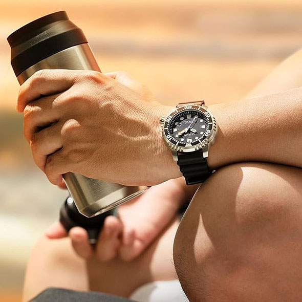 �_�C�o�[�Y�E�H�b�`