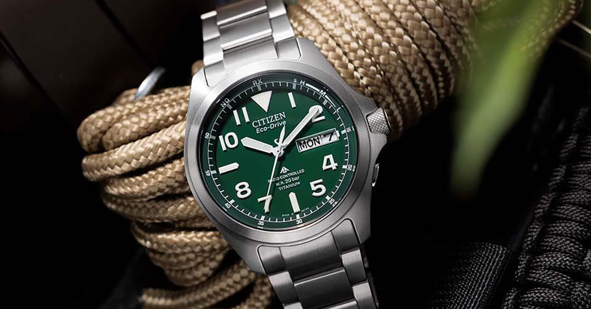 CITIZEN Eco-Drive ソーラー電波腕時計　動作良好 cover_news109.jpg