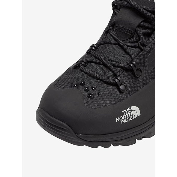 ハイキングシューズ