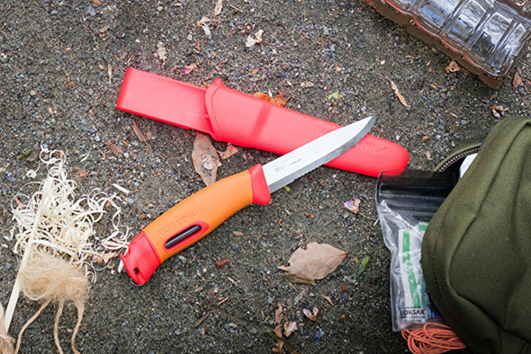 �A�E�g�h�A�i�C�t