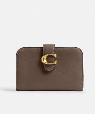 �R�[�` �^�r�[ �E�H���b�g