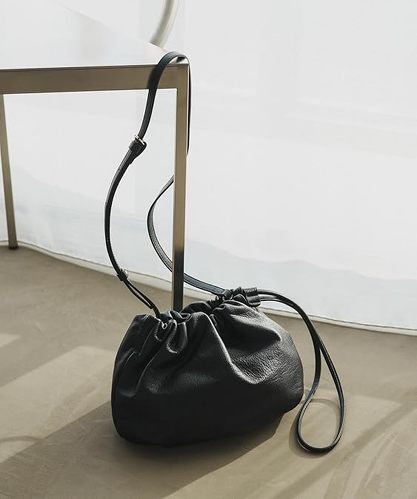 ���V�b�g ���U�[�В�4WAY�V�����_�[�o�b�O