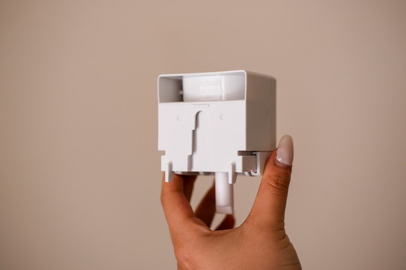 �ǖʂɃK�b�`���Œ肵�āA���������Ŏ����������o�Ă���d�g��