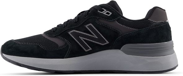 �V���v���ł������ȁu���̃E�H�[�L���O�V���[�Y�v�F�j���[�o�����X�uFresh Foam Walking 880 v7�v