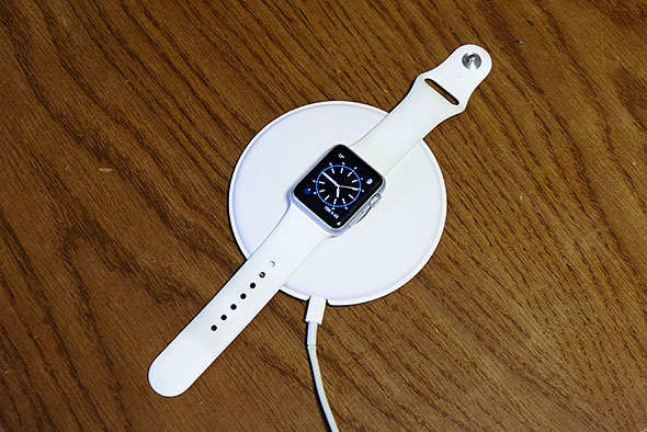 Apple Watch磁気充電ドック」は買うべきか - ねとらぼ